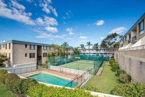 14 'THE DUNES', 38 MARINE DR - LARGE UNIT WITH POOL, TENNIS COURT AND DIRECTLY ACROSS FROM FINGAL - Stayed 0