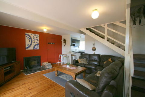 14 Cobbon Crescent Jindabyne - Stayed 0