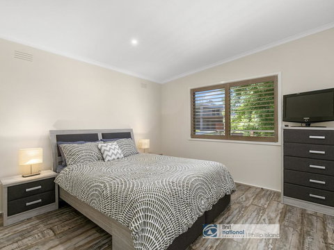 16 McKenzie Road - Stayed 1