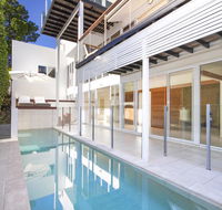 16 The Quarterdeck - Stayed