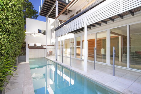 16 The Quarterdeck - Stays Accommodation 0