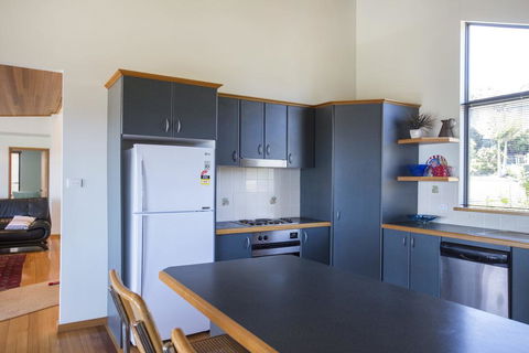 17 Canberra Crescent - Prestige Views At Burrill Lake - Stayed 1