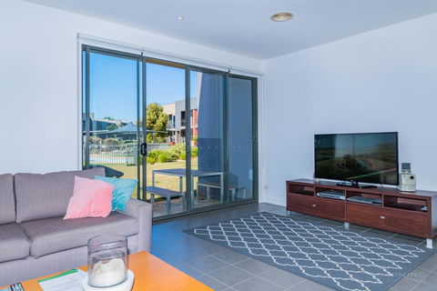 19 Coast Drive - Stays Accommodation 2