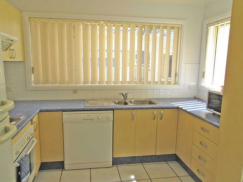 2 'Mahi Mahi', 5 Achilles Street - 3 Bedroom Between Shoal Bay And Little Beach - Stayed 1