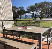2 'Villa Ellisa' 8-10 Columbia Cl - Beautiful water views  directly across to Little Beach - Stayed