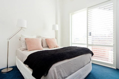 2 Bed Sydney Executive Apt Close To City - Stayed 2