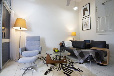 2 Bedroom Close To CBD - Stayed 3