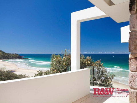 20 Arakoon Crescent - Stayed 3