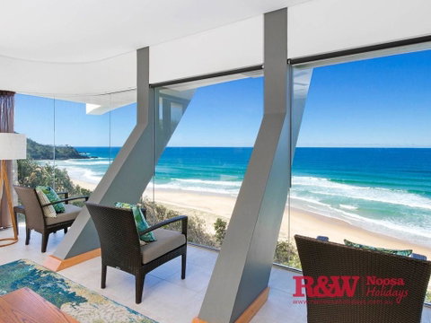20 Arakoon Crescent - Stayed 1