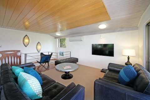 21 Arakoon Crescent - Stayed 2