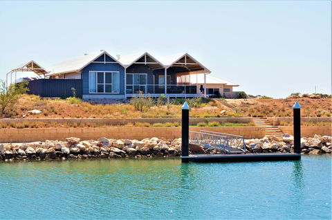 22 Kestrel Place- PRIVATE JETTY - Stayed 1