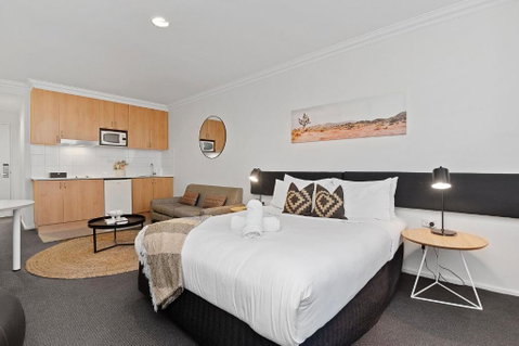 Best Location Downtown Perth - Stayed 4