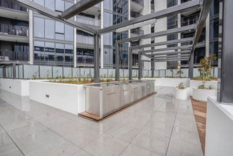 Brand-New Chic 1-Bed With Balcony Garden And BBQ - Stayed 4