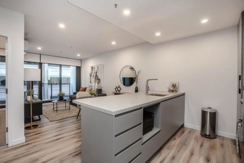 Brand-New Chic 1-Bed With Balcony Garden And BBQ - Stayed 3