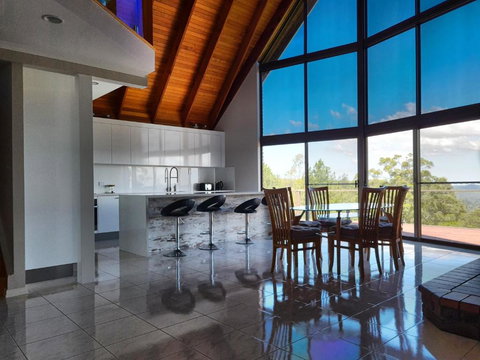 Cabins @ The View - Stays Accommodation 4