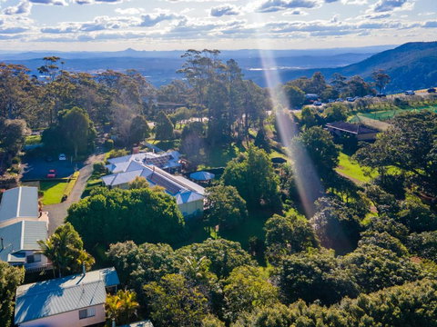 Camelot Boutique Accommodation - Stays Accommodation 4