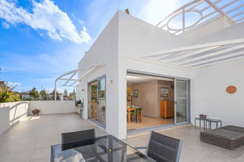 Cote D\'Azur Resort - Stayed 1