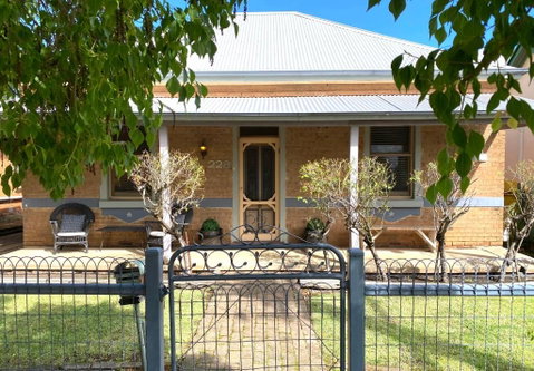 Cute Cottage On Byng - Walk To Town - Stayed 0