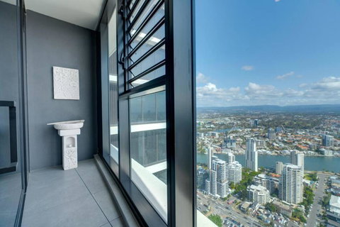 D-Ocean Retreat Modern 3-Bedroom Apartment - Stayed 2