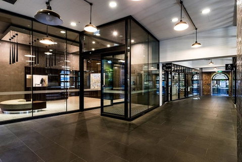 2BR 2BATH + CAR = QUALITY & STYLE IN MELBOURNE CBD - Stayed 2