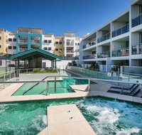2BR Coolum Beach Escape  Courtyard Pool Spa Tennis