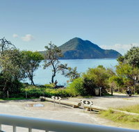3 'Albacore' 12 Ondine Close - waterfront pool lift  views - Stayed