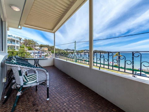 3 'Sunset' 11 Victoria Parade - Stunning Unit Right Across From The Water - Stayed 3