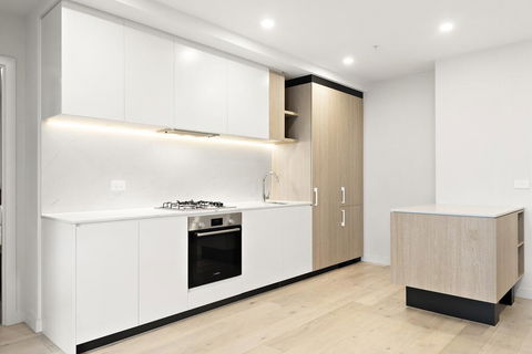 3 Bed Rooms Apartment Super Convenient Location - Stayed 2