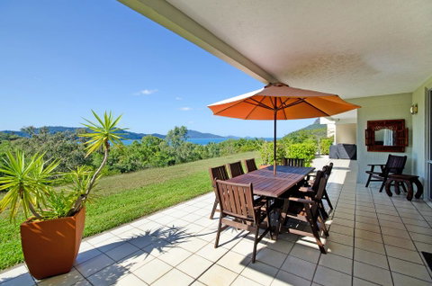 3 Bedroom Poinciana Lodge - Stays Accommodation 0