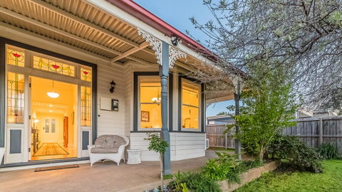 3 Genesta St, Cowes - Federation Home - Stayed 3