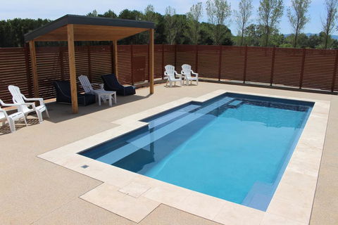 3 WISE MONKEYS, MANSFIELD - Stays Accommodation 1