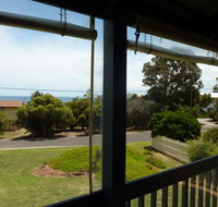 31 Elizabeth Crescent