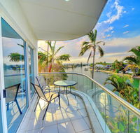 3br Broadbeach Lakefront Apartment - Stayed