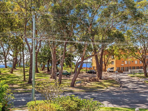 4 'Magnus Gardens', 7 Magnus St - Beautiful Air Conditioned Unit With Filtered Water Views & WIFI - Stayed 0