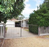 45 HALFORD - PET FRIENDLY - Stayed