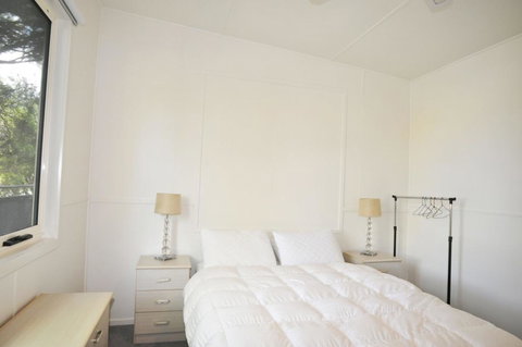 45 HALFORD - PET FRIENDLY - Stayed 3