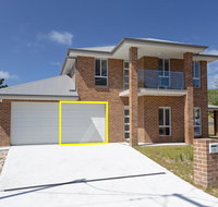 5 Bent Street - huge house with Foxtel  Aircon - Stayed