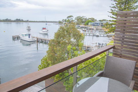 5 Knots Metung - Stayed 2