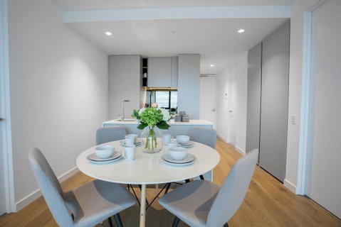 51, ModernGallery@3Bd2Bth Lv73, Free Tram, Mel CBD - Stayed 3