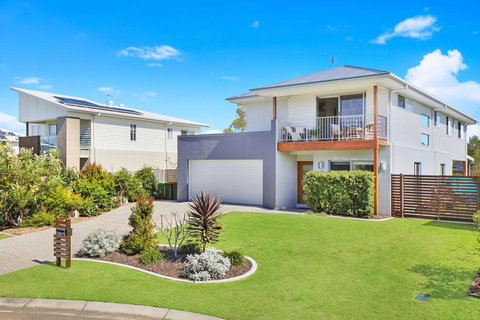 53 Northbeach Place, Mudjimba - Stayed 0