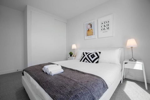 61, Boutique One-bedroom, Boxhill Central, Mall - Stayed 3