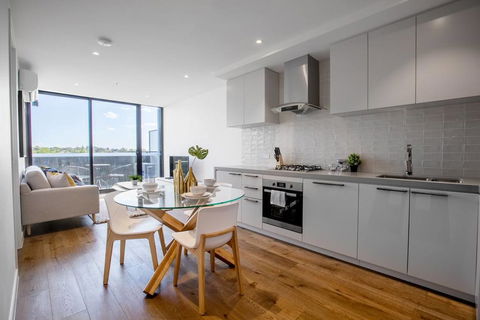 61, Boutique One-bedroom, Boxhill Central, Mall - Stayed 1
