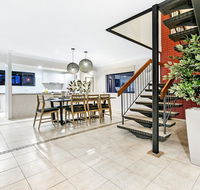 7 Bedroom Gold Coast Luxury Waterfront Home with Pool sleeps 20 - Stayed
