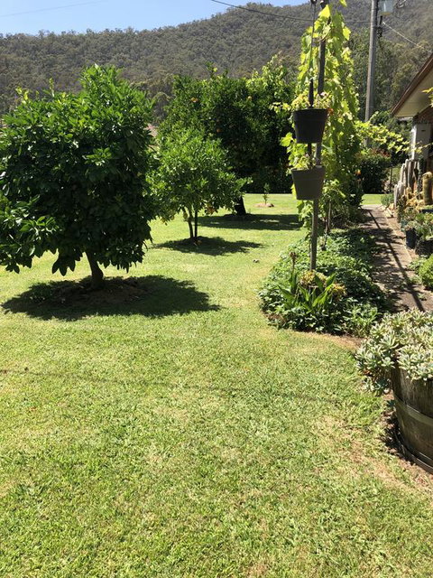725 Myrtleford-Yackandandah Road - Stayed 1