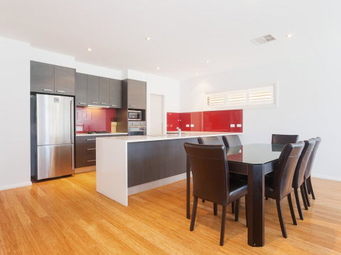 7a Judith Street - Stunning Duplex With Ducted Air Conditioning - Stayed 2