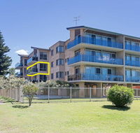 8 'The Helm' 22 Voyager Close - hear the waves from Shoal Bay Beach - Stayed