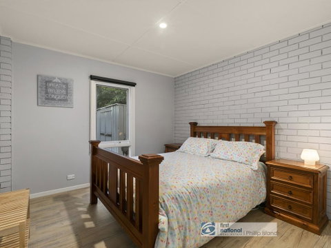 8 Broadwater Court, Cowes - Stayed 3