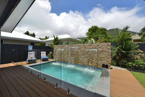 89 @ The Edge - Stayed 0