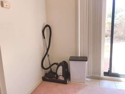 A Clean Private Room, Bruce - Stayed 1