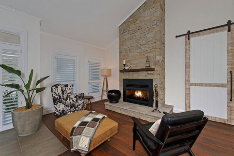 A Home Like Few Others - Stayed 2